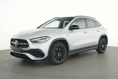 Mercedes-Benz GLA 250 e Off-Roader 9